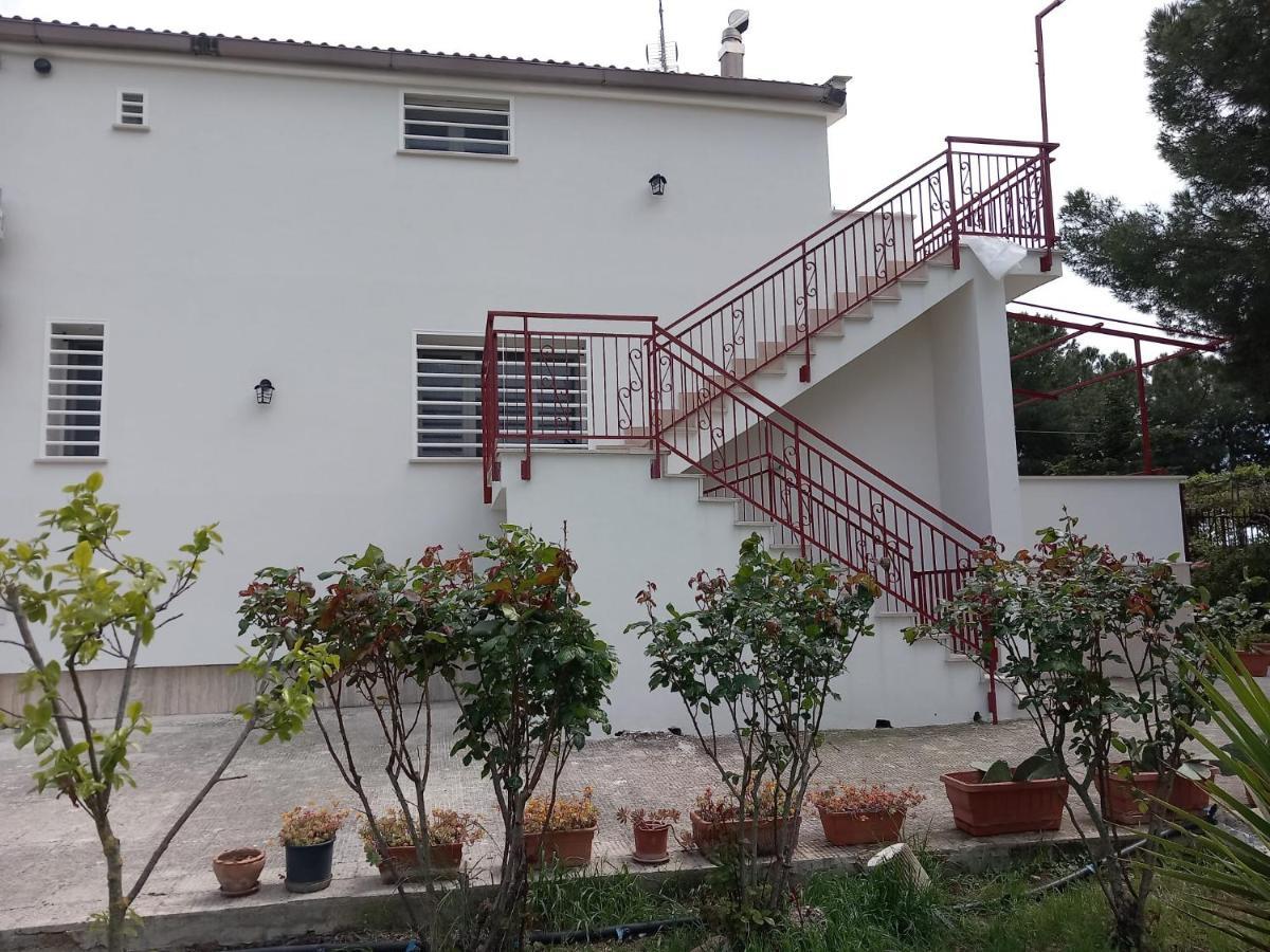 Villa Udi 比通托 外观 照片